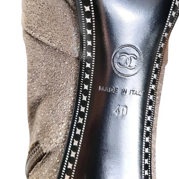 CHANEL CC Logo Cap Toe Suede Platform Ankle Boots Two Tone Booties Gray 40 - Picture 11 of 15